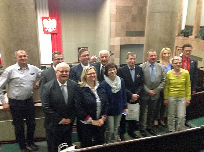 Delegation aus dem Kyffhäuserkreis... (Foto: Landratsamt Kyffhäuserkreis) Delegation aus dem Kyffhäuserkreis... (Foto: Landratsamt Kyffhäuserkreis)