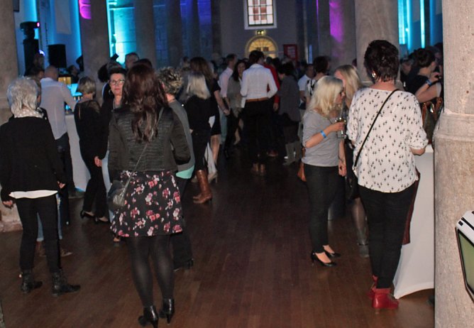 Nach der Arbeit kräftig eingeheizt (Foto: Karl-Heinz Herrmann) Nach der Arbeit kräftig eingeheizt (Foto: Karl-Heinz Herrmann)