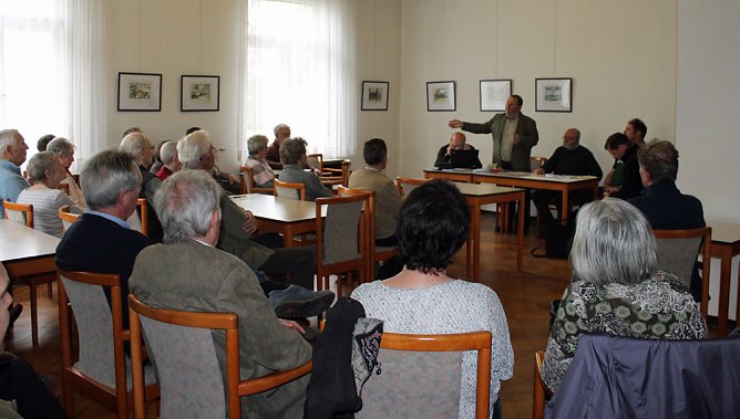 Kulturwald erhalten - Kulturwald erlebbar machen (Foto: Karl-Heinz Herrmann) Kulturwald erhalten - Kulturwald erlebbar machen (Foto: Karl-Heinz Herrmann)