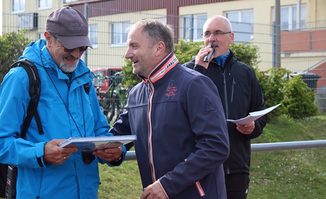 Mit Beifall verabschiedet (Foto: Karl-Heinz Herrmann)