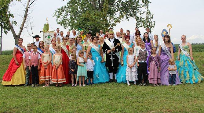 Wenn die Linde blüht (Foto: Karl-Heinz Herrmann) Wenn die Linde blüht (Foto: Karl-Heinz Herrmann)