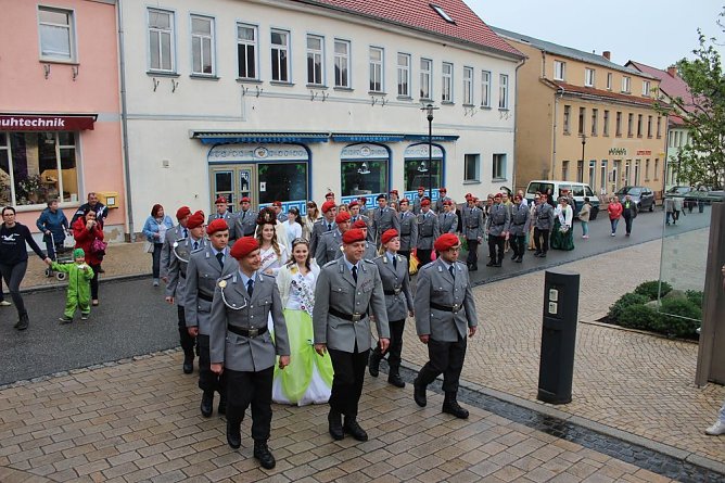 25. Fliederfester&ouml;ffnung und Verabschiedung Fliederk&ouml;nigin (Foto: Karl-Heinz Herrmann)