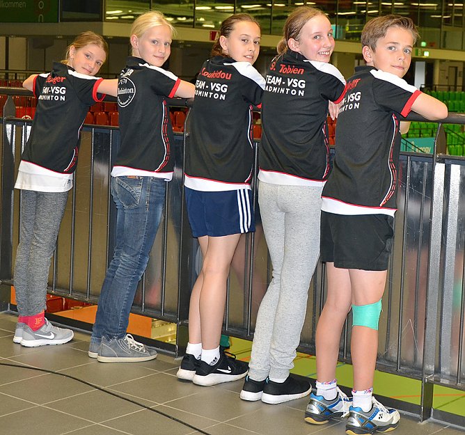 Zweiter Platz des TEAM VSG beim Babolat U11 Cup Mülheim (Foto: Andreas Reich) Zweiter Platz des TEAM VSG beim Babolat U11 Cup Mülheim (Foto: Andreas Reich)