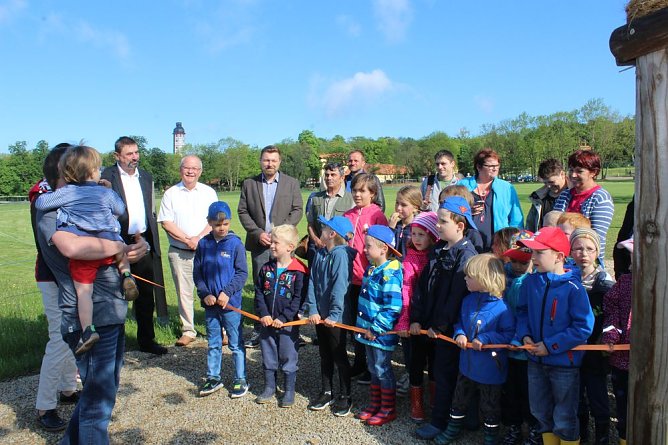 Indoorspielplatz auf Possen eröffnet (Foto: Karl-Heinz Herrmann) Indoorspielplatz auf Possen eröffnet (Foto: Karl-Heinz Herrmann)