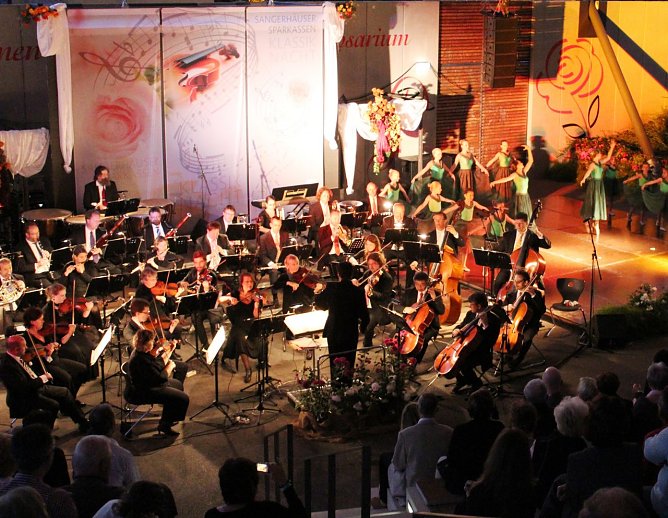 Klassiknacht im Rosarium (Foto: Rosenstadt Sangerhausen GmbH)