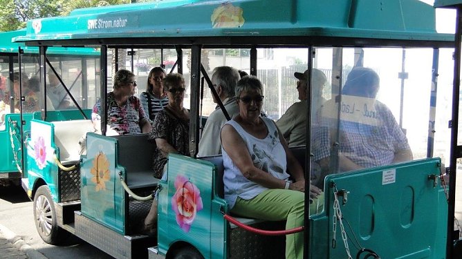 Ausflug des Blinden- und Sehbehindertenverbands zur ega (Foto: W. Rasch) Ausflug des Blinden- und Sehbehindertenverbands zur ega (Foto: W. Rasch)