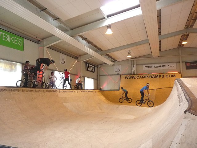 Skate Arena (Foto: Karl-Heinz Herrmann)