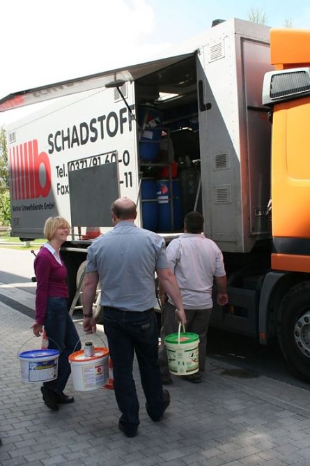 schadstoffmobil (Foto: lra) schadstoffmobil (Foto: lra)