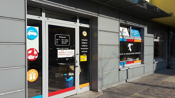 Neuer&ouml;ffnungen von Gesch&auml;ften (Foto: Karl-Heinz Herrmann)