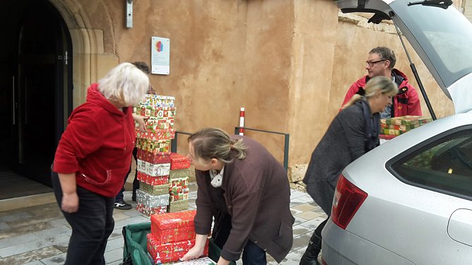Weihnachten im Schuhkarton (Foto: Karl-Heinz Herrmann)