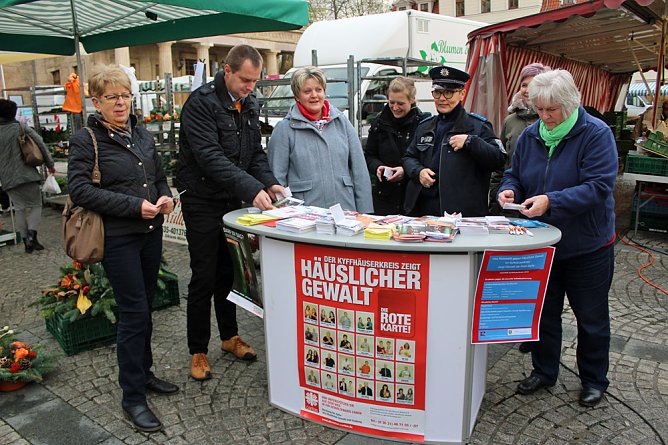Keine Gewalt an Frauen (Foto: Karl-Heinz Herrmann)