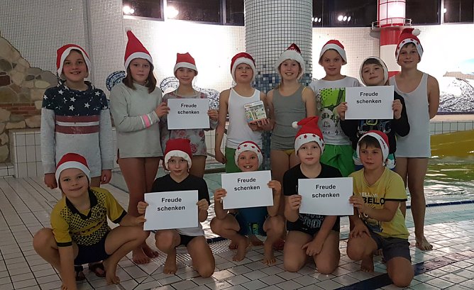 Nikolausbaden der E1 Junioren (Foto: Steffen Kobrow)