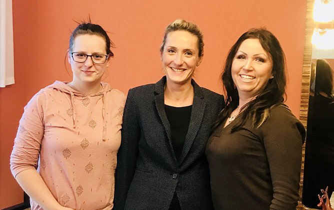 B&uuml;rgermeister-Kandidatin im Dialog (Foto: SPD Sondershausen)