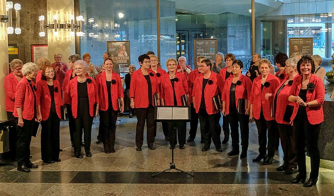 Gewandhaussingen auserwählter Chöre (Foto: Siegfried Wenzel) Gewandhaussingen auserwählter Chöre (Foto: Siegfried Wenzel)