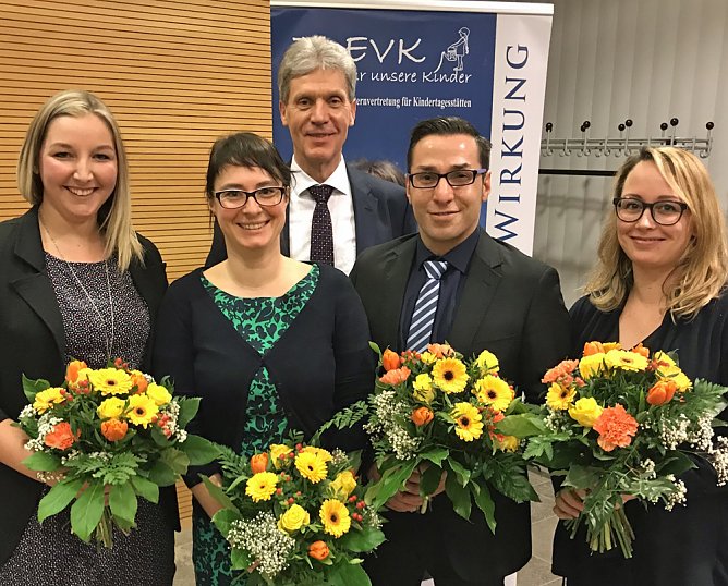 Wahl der Landeselternvertretung Kita (Foto: privat) Wahl der Landeselternvertretung Kita (Foto: privat)