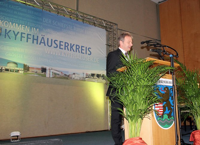 Vom Neujahrsempfang berichtet (Foto: Karl-Heinz Herrmann) Vom Neujahrsempfang berichtet (Foto: Karl-Heinz Herrmann)