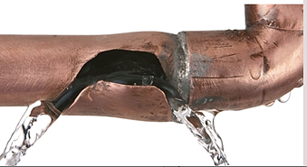 Aufgeplatzte Wasserleitungen, nasse Fu&szlig;b&ouml;den, ruinierte M&ouml;bel (Foto: Institut f&uuml;r Schadenverh&uuml;tung und Schadenforschung der &ouml;ffentlichen Versicherer (IFS).)