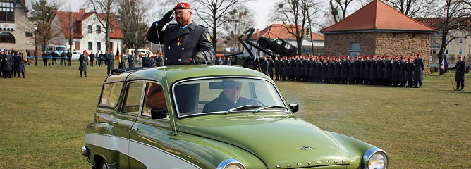 Nach 3 Jahren als Kommandeur verabschiedet (Foto: Karl-Heinz Herrmann)