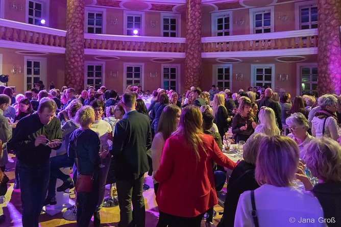 Bildergalerie After Work Lounge 8.März (Foto: Jana Groß) Bildergalerie After Work Lounge 8.März (Foto: Jana Groß)