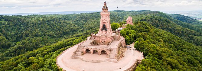 Kyffhäuserweg bei Wahl zum schönsten Wanderweg (Foto: Martin Ludwig) Kyffhäuserweg bei Wahl zum schönsten Wanderweg (Foto: Martin Ludwig)