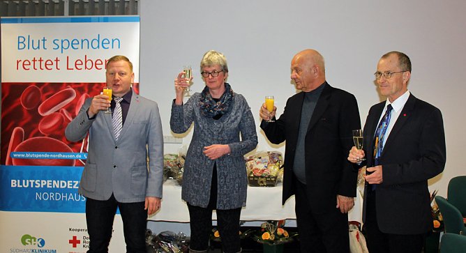 Blutspende: Aus der Region, für die Region (Foto: Karl-Heinz Herrmann) Blutspende: Aus der Region, für die Region (Foto: Karl-Heinz Herrmann)