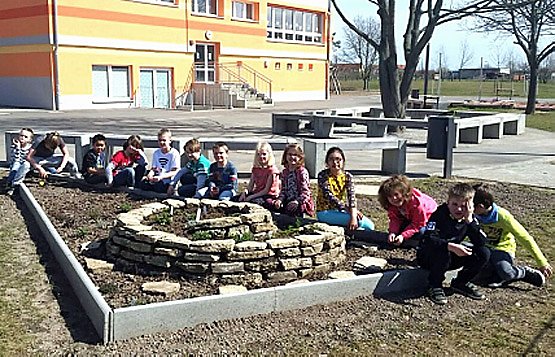 Kräuterspirale für die Kurstadt-Grundschule (Foto: A. Wittke) Kräuterspirale für die Kurstadt-Grundschule (Foto: A. Wittke)