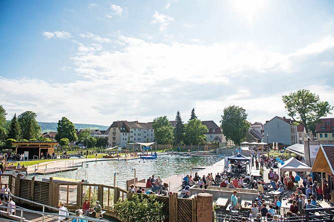 Saisoneröffnung im Solewasser-Vitalpark (Foto: Stadtmarketing Bad Frankenhausen) Saisoneröffnung im Solewasser-Vitalpark (Foto: Stadtmarketing Bad Frankenhausen)