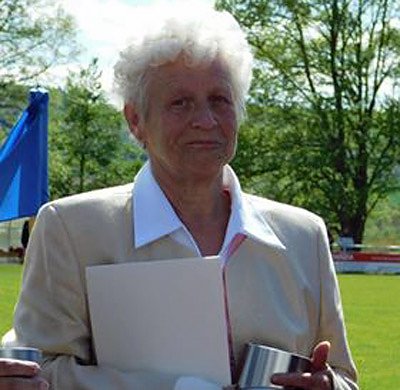 Ehrung von Erika Fischer aus Badra. (Foto: Marco Reinh&ouml;fer)