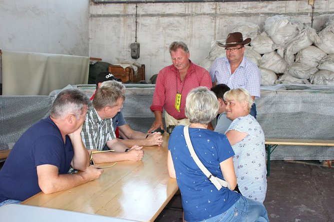 Die BRSG nimmt Maß (Foto: Karl-Heinz Herrmann) Die BRSG nimmt Maß (Foto: Karl-Heinz Herrmann)