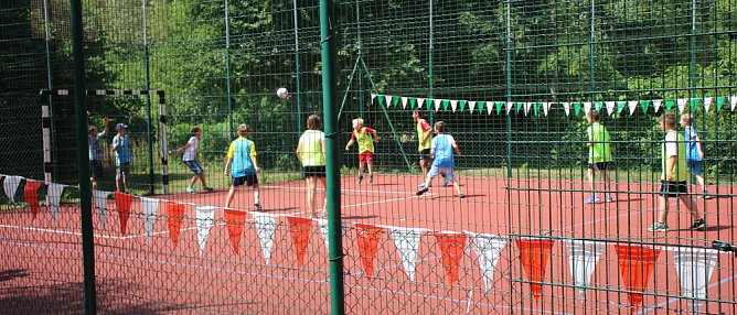 Fu&szlig;ballturnier an der Franzbergschule (Foto: Karl-Heinz Herrmann)