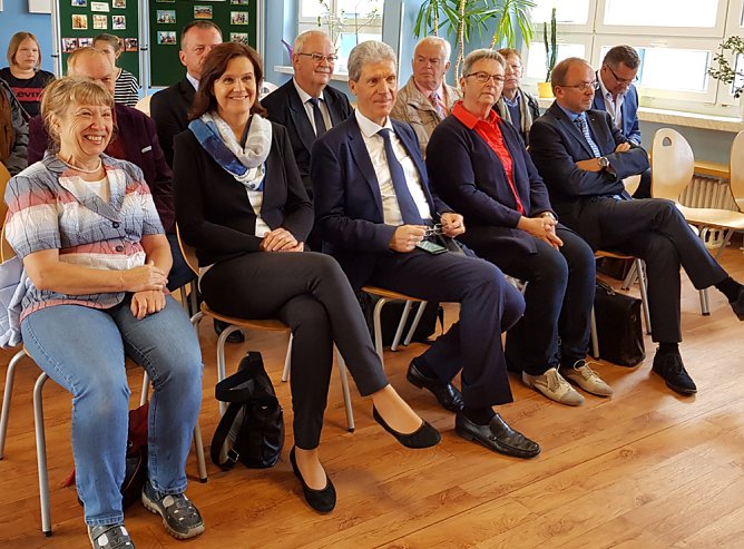 &Uuml;berp&uuml;nktlich! (Foto: Sabine Bartsch)