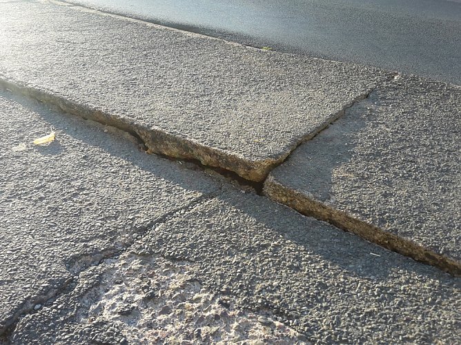 Stolperfalle Wipperbr&uuml;cke (Foto: Karl-Heinz Herrmann)