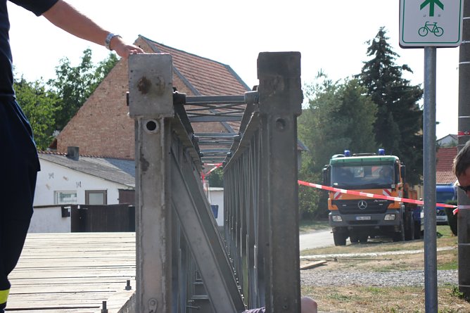 Br&uuml;cke in Thalebra steht schon (Foto: Karl-Heinz Herrmann)