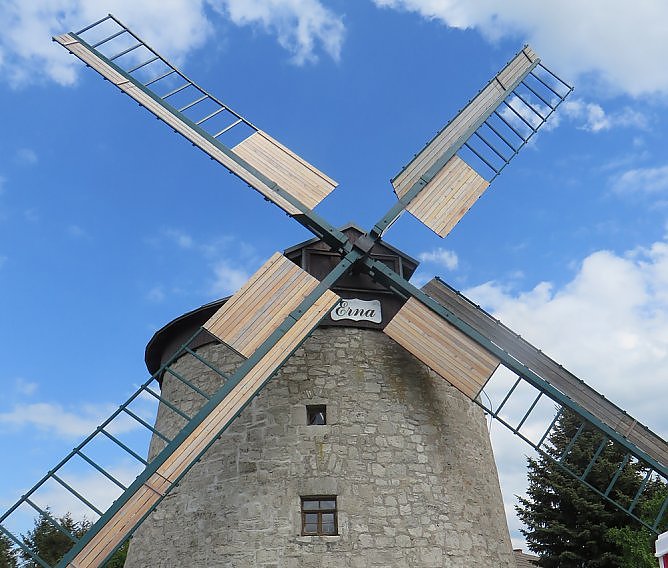 Turmwindm&uuml;hle (Foto: Hannelore Kutscha)