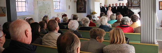 Zum Schmunzeln, der Abschluss der Radfahrersaison (Foto: Karl-Heinz Herrmann)