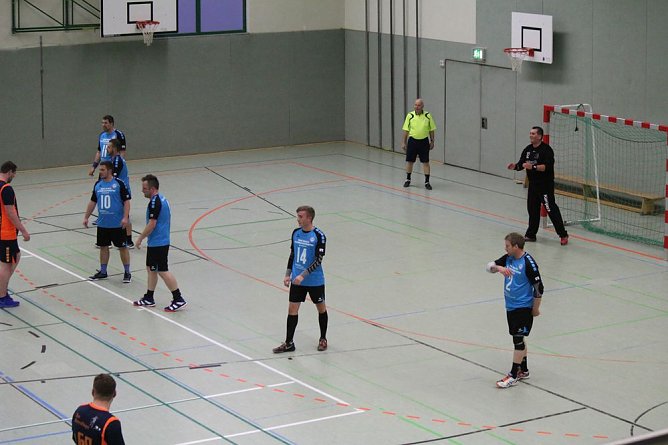 Spannendes Derby im Handball (Foto: Karl-Heinz Herrmann) Spannendes Derby im Handball (Foto: Karl-Heinz Herrmann)