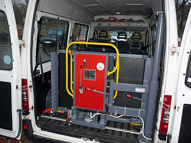 Neuer Schwenklift (Foto: Karl-Heinz Herrmann)