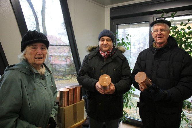 Turmhaube mit Dokumenten bestückt (Foto: Karl-Heinz Herrmann) Turmhaube mit Dokumenten bestückt (Foto: Karl-Heinz Herrmann)