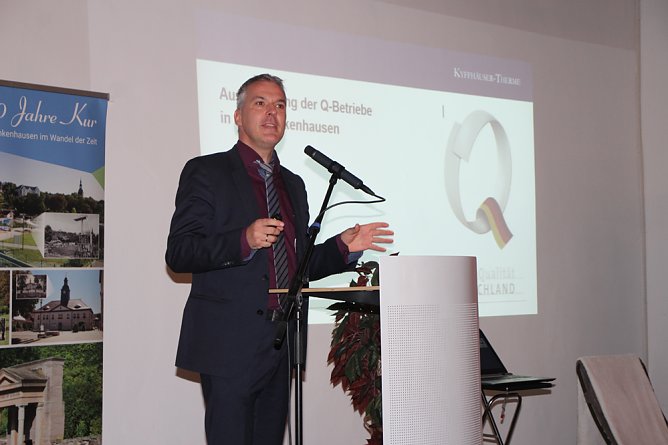 Qualit&auml;tssiegel &uuml;bergeben und mehr (Foto: Karl-Heinz Herrmann)