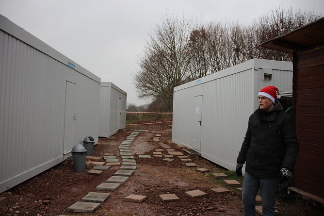 Weihnacht bei den Samtpfoten (Foto: Karl-Heinz Herrmann) Weihnacht bei den Samtpfoten (Foto: Karl-Heinz Herrmann)