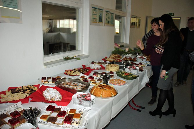 Zwei Mal Bescherung (Foto: Karl-Heinz Herrmann) Zwei Mal Bescherung (Foto: Karl-Heinz Herrmann)