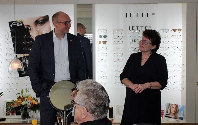 40 Jahr Wamser-Optik (Foto: Karl-Heinz Herrmann) 40 Jahr Wamser-Optik (Foto: Karl-Heinz Herrmann)