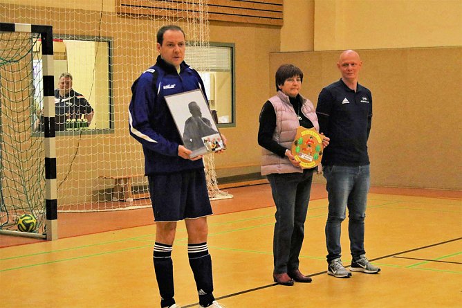 7. Walter-Kuhn-Gedenkturnier f&uuml;r Alte Herren Mannschaften... (Foto: Bernd Wollweber)