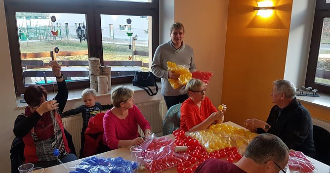 Viele machten mit (Foto: Peter M&ouml;bius)