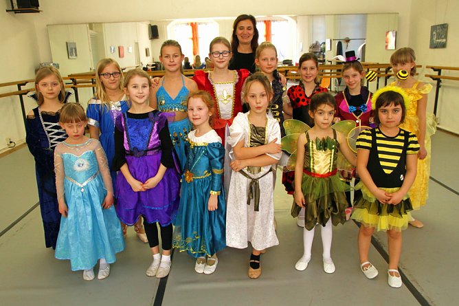 Fasching im Ballettstudio Radeva (Foto: Günter Herting) Fasching im Ballettstudio Radeva (Foto: Günter Herting)