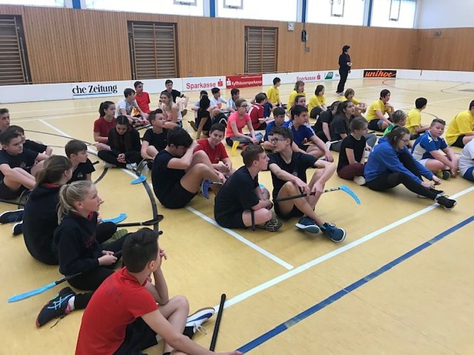 Kreisfinale "Jugend trainiert für Olympia" (Foto: Uwe Rüdiger) Kreisfinale "Jugend trainiert für Olympia" (Foto: Uwe Rüdiger)