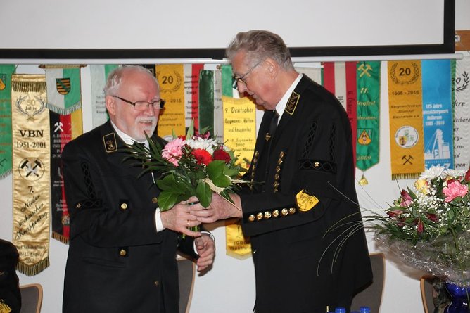 Erfolgreiche Bilanz und Wahl (Foto: Karl-Heinz Herrmann) Erfolgreiche Bilanz und Wahl (Foto: Karl-Heinz Herrmann)