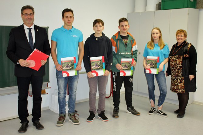 F&uuml;r Sch&uuml;lerwettbewerb heute Auszeichnungen &uuml;bergeben (Foto: Karl-Heinz Herrmann)