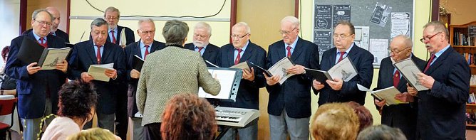Frauentagsfeier im HOC (Foto: Susanne Stadermann & Katrin Sieber) Frauentagsfeier im HOC (Foto: Susanne Stadermann & Katrin Sieber)