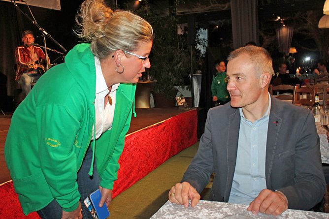 Zwei bemerkenswerte H&ouml;hepunkte bei der Sportgala (Foto: Karl-Heinz Herrmann)